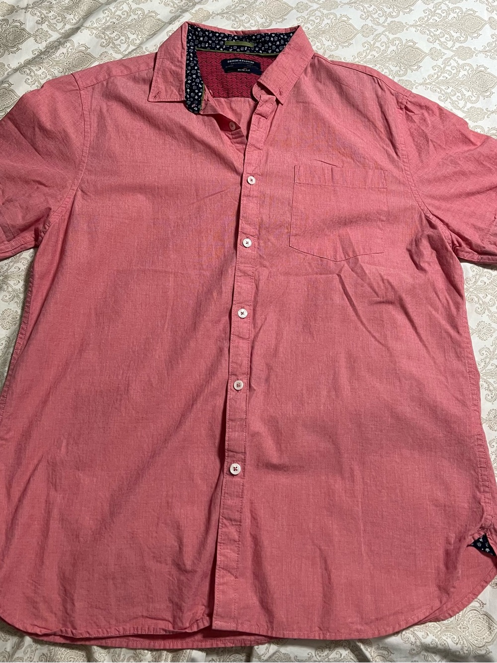 Denim & Flower Coral Pink Short-Sleeve Button-Down Shirt